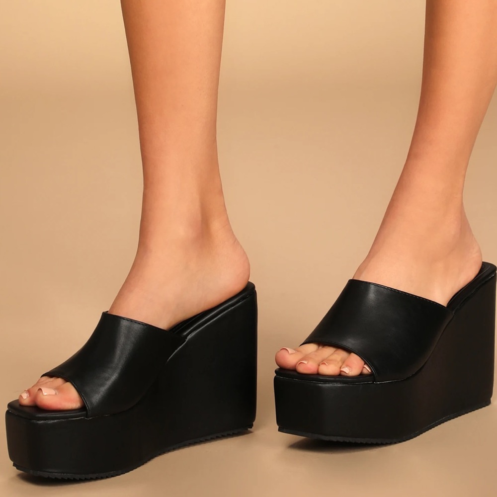 Lulu’s Callyy Black Platform Slide Sandals 9